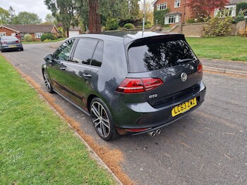 Used Volkswagen Golf 2014 for sale - 76314012: Photo