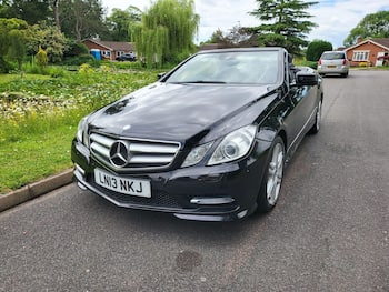 Used Mercedes-Benz E Class 2013 for sale - 79836847: Photo