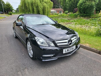 Used Mercedes-Benz E Class 2013 for sale - 79836847: Photo