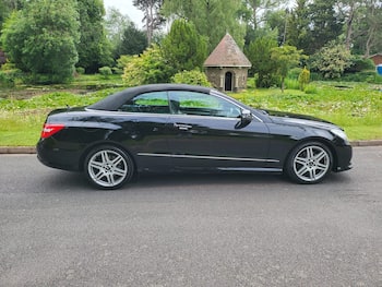 Used Mercedes-Benz E Class 2013 for sale - 79836847: Photo