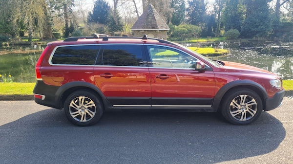 Used Volvo XC70 2015 for sale - 74145954: Photo 13