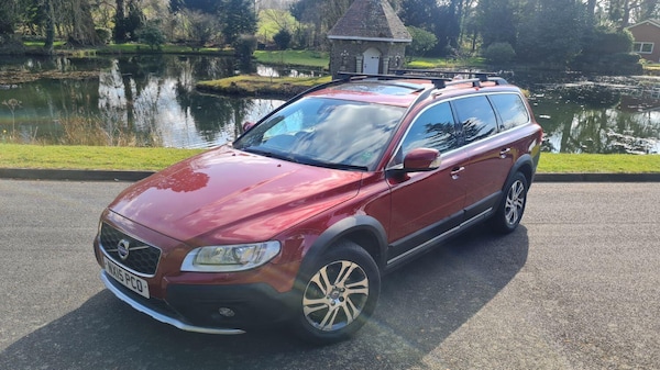 Used Volvo XC70 2015 for sale - 74145954: Photo 1