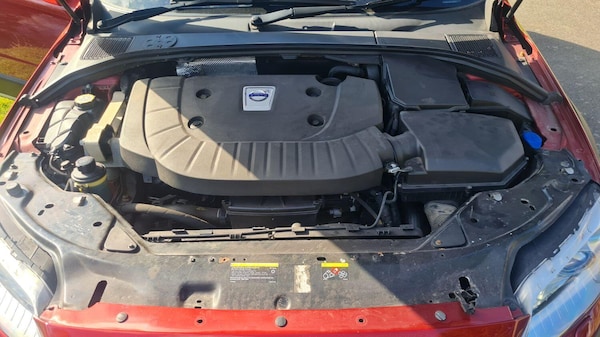 Used Volvo XC70 2015 for sale - 74145954: Photo 29