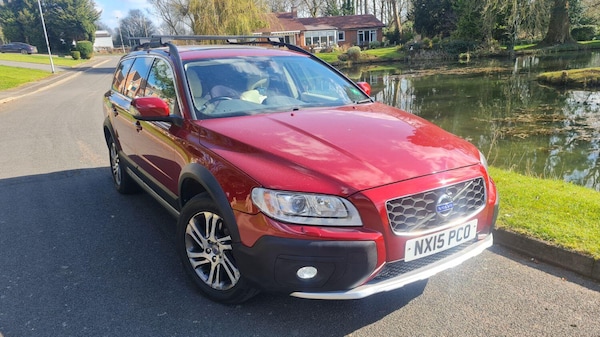 Used Volvo XC70 2015 for sale - 74145954: Photo 2