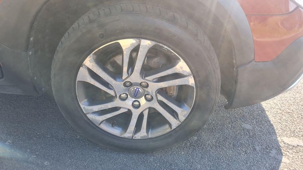 Used Volvo XC70 2015 for sale - 74145954: Photo 43