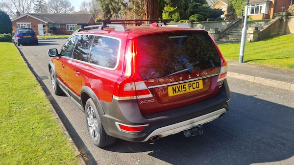 Used Volvo XC70 2015 for sale - 74145954: Photo 4