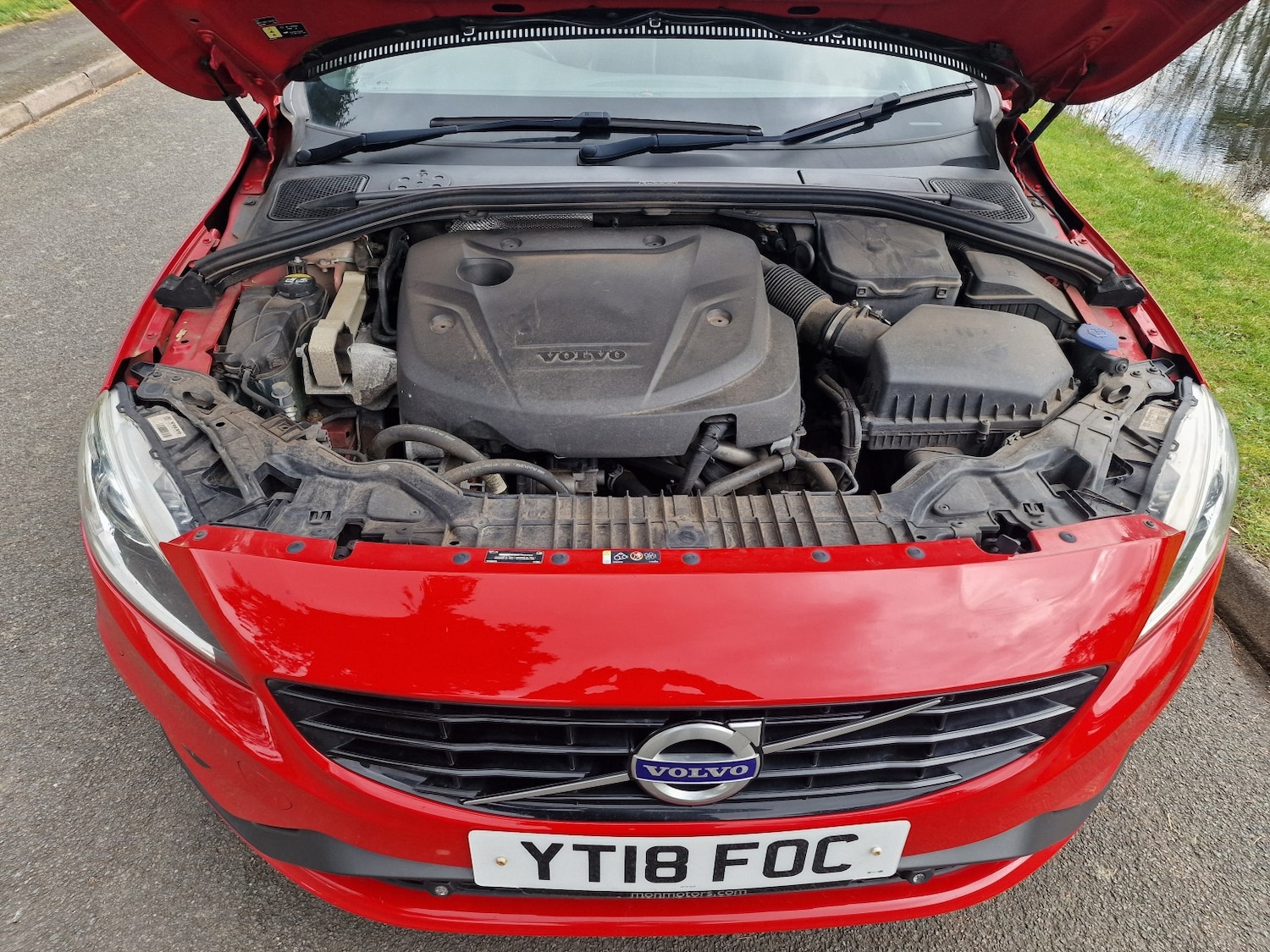 Used Volvo V60 2018 for sale - 77742887: Photo 10