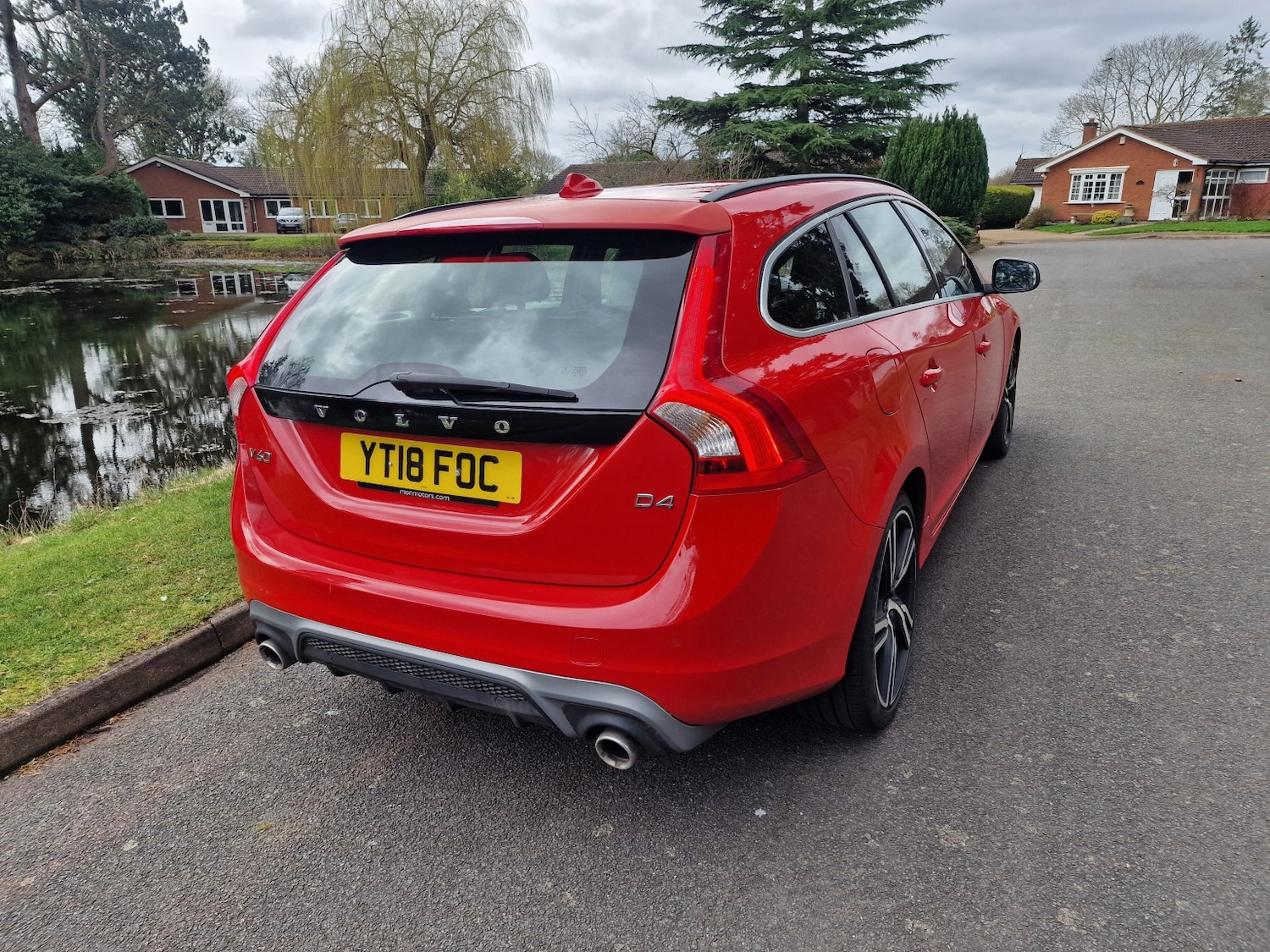 Used Volvo V60 2018 for sale - 77742887: Photo 16