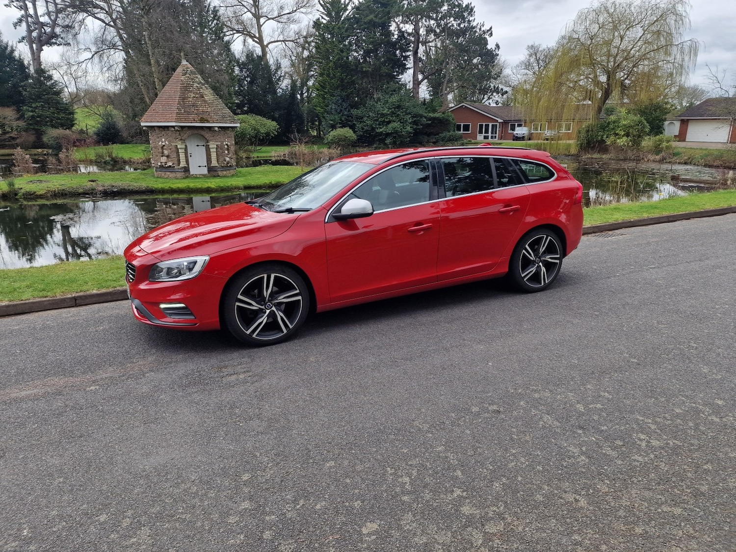 Used Volvo V60 2018 for sale - 77742887: Photo 21