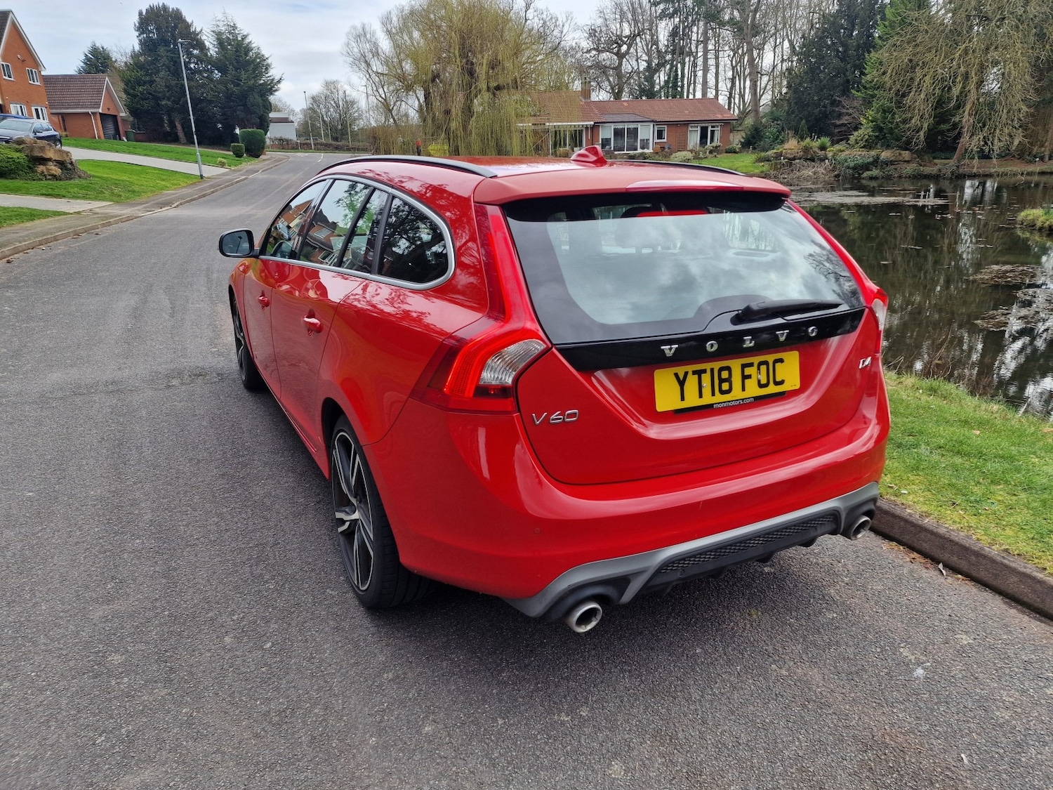 Used Volvo V60 2018 for sale - 77742887: Photo 25