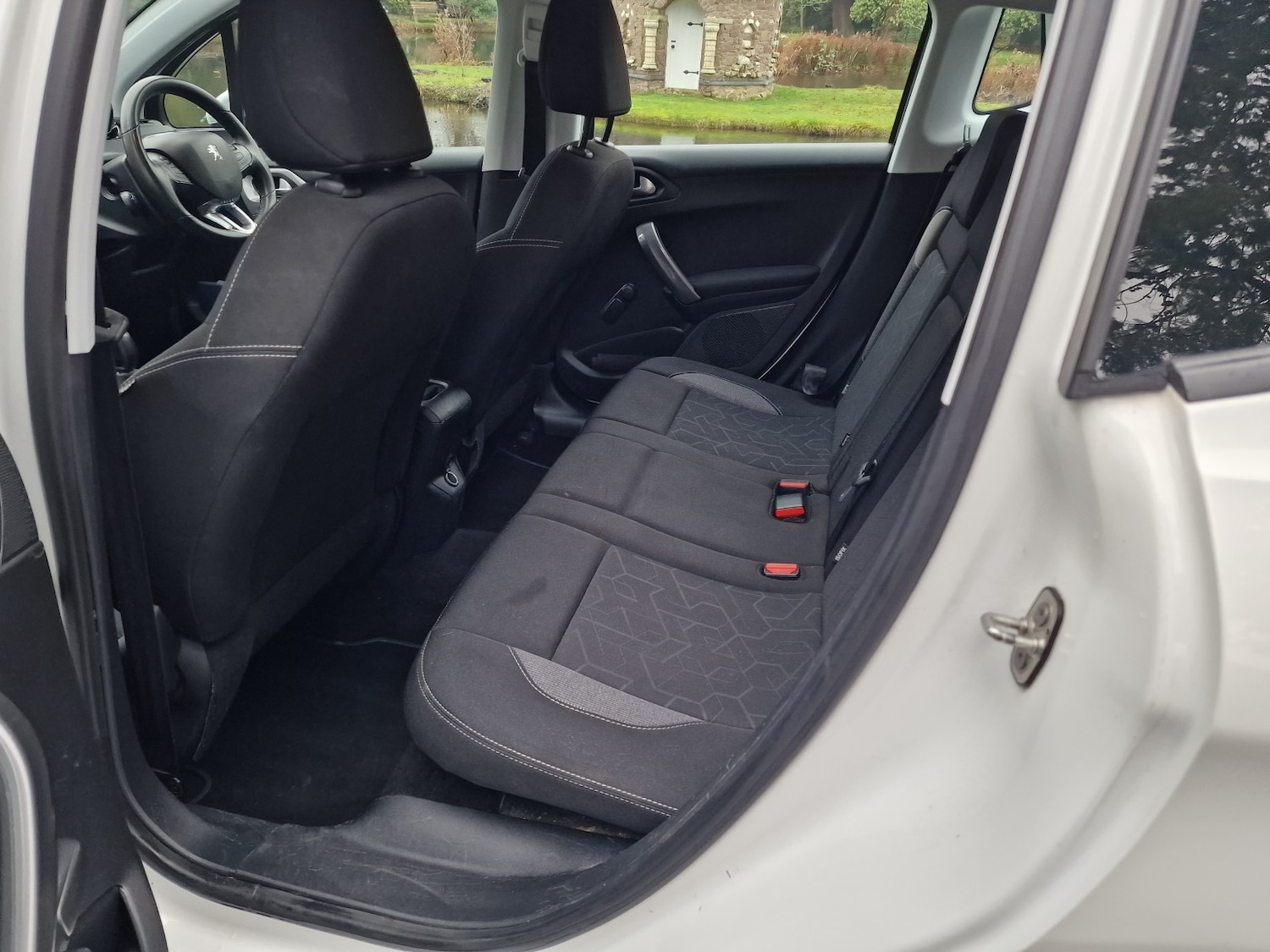 Used Peugeot 2008 2016 for sale - 77474853: Photo 37