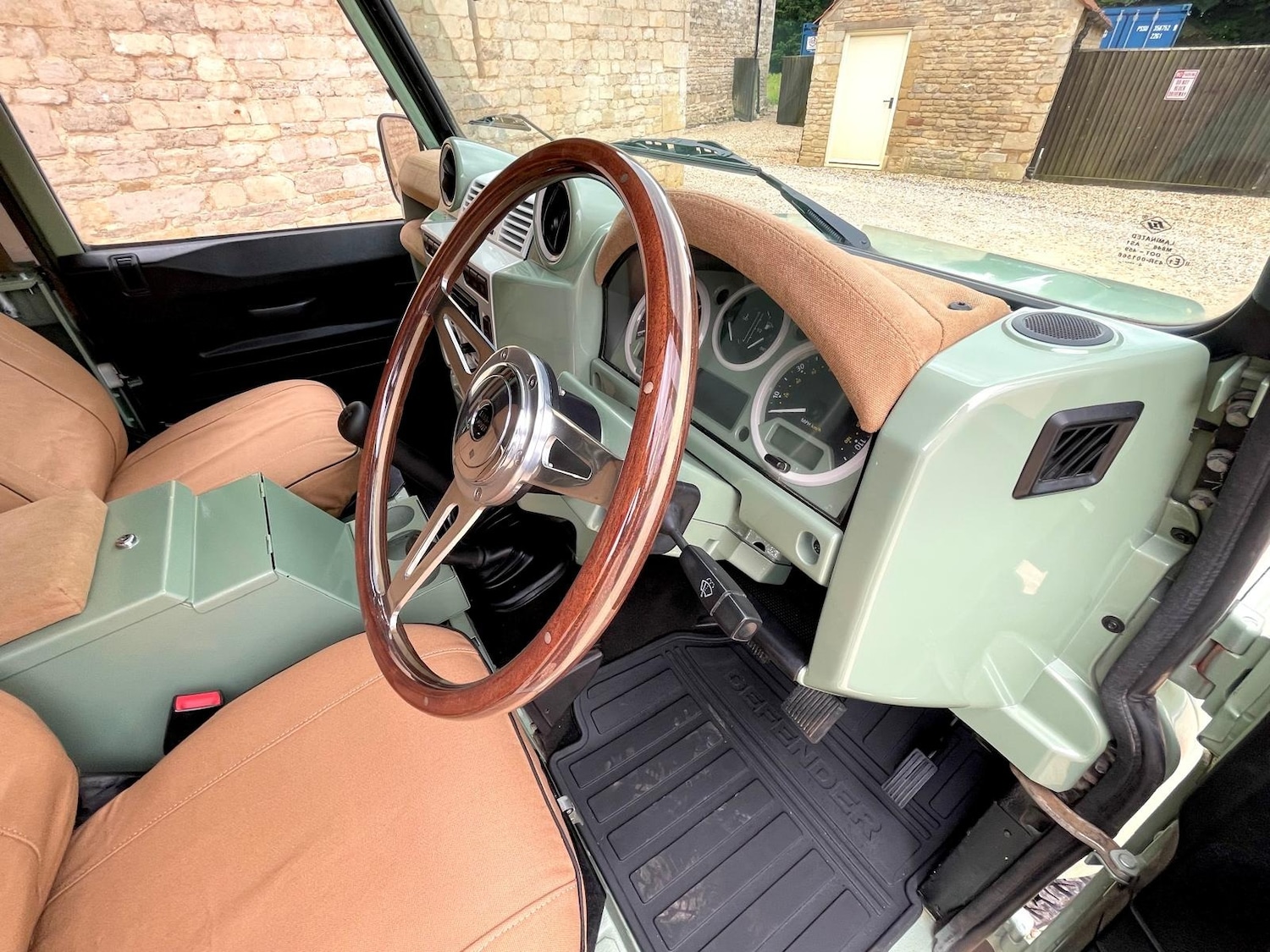 Used Land Rover Defender 2013 for sale - 77085458: Photo 24