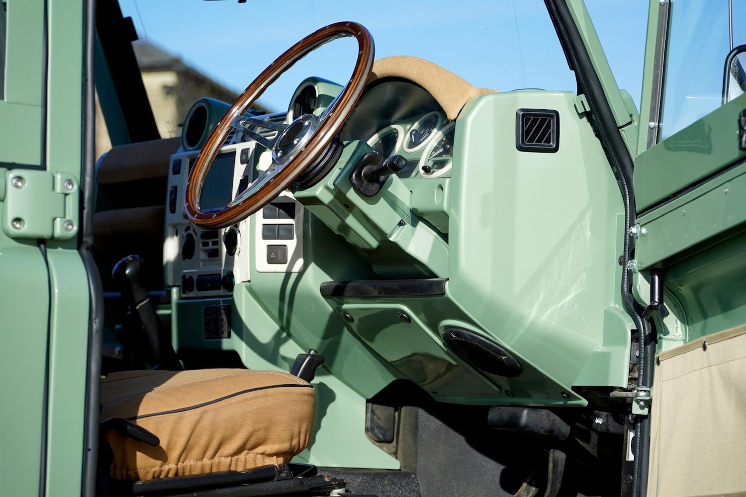 Used Land Rover Defender 2013 for sale - 77085458: Photo 30