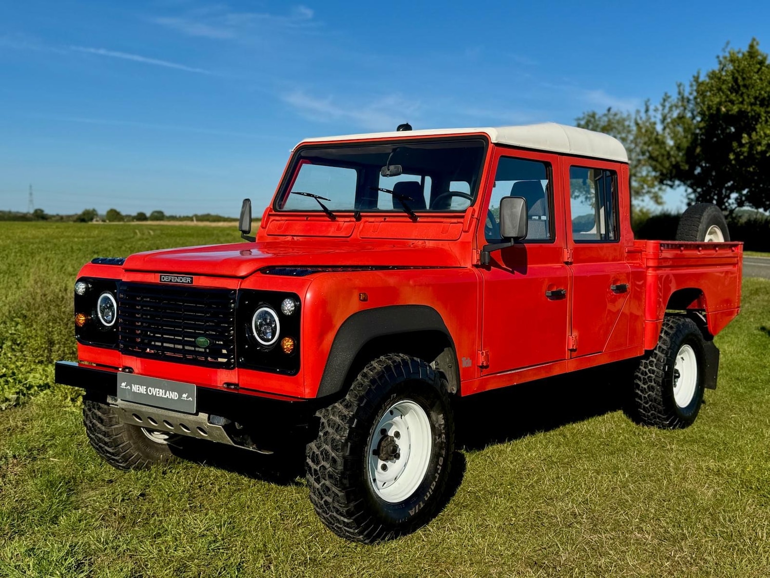 Used Land Rover Defender 130 2025 for sale - 76077833: Photo 21