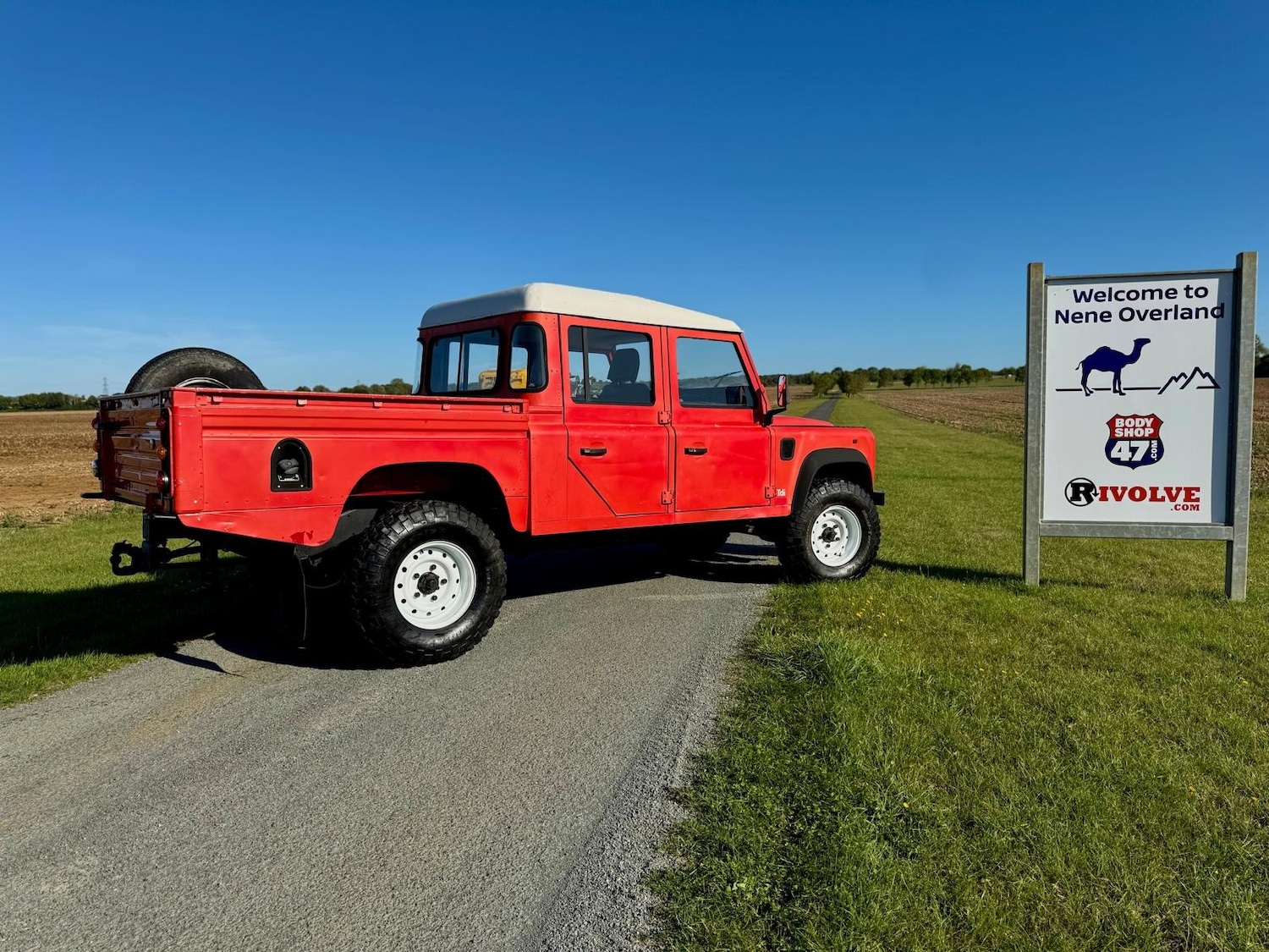 Used Land Rover Defender 130 2025 for sale - 76077833: Photo 24