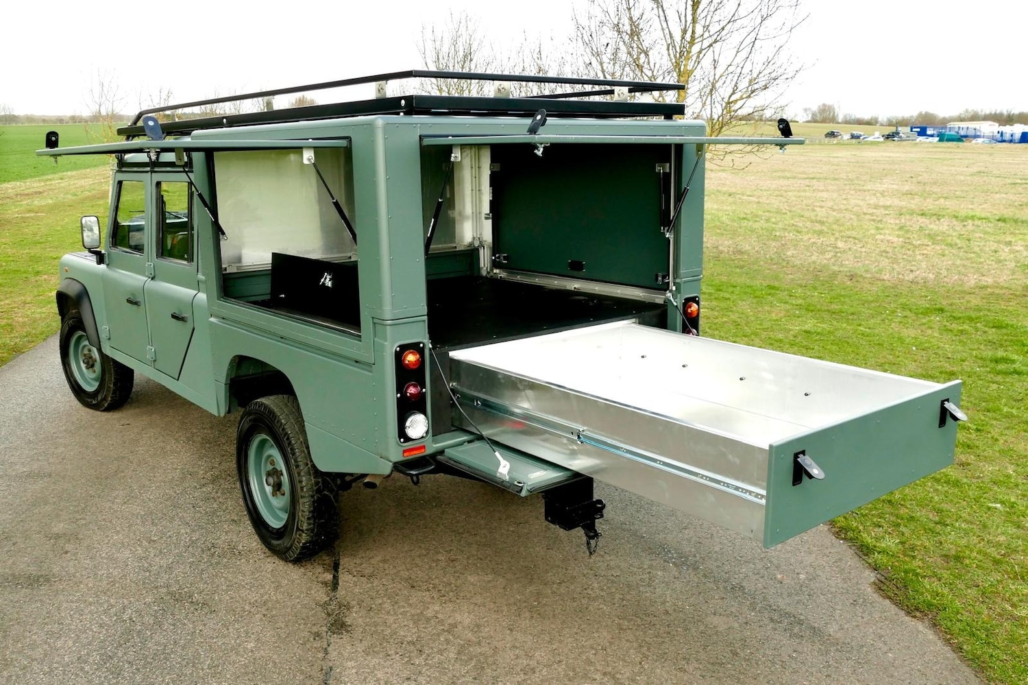 Used Land Rover Defender 130 2025 for sale - 76077833: Photo 35