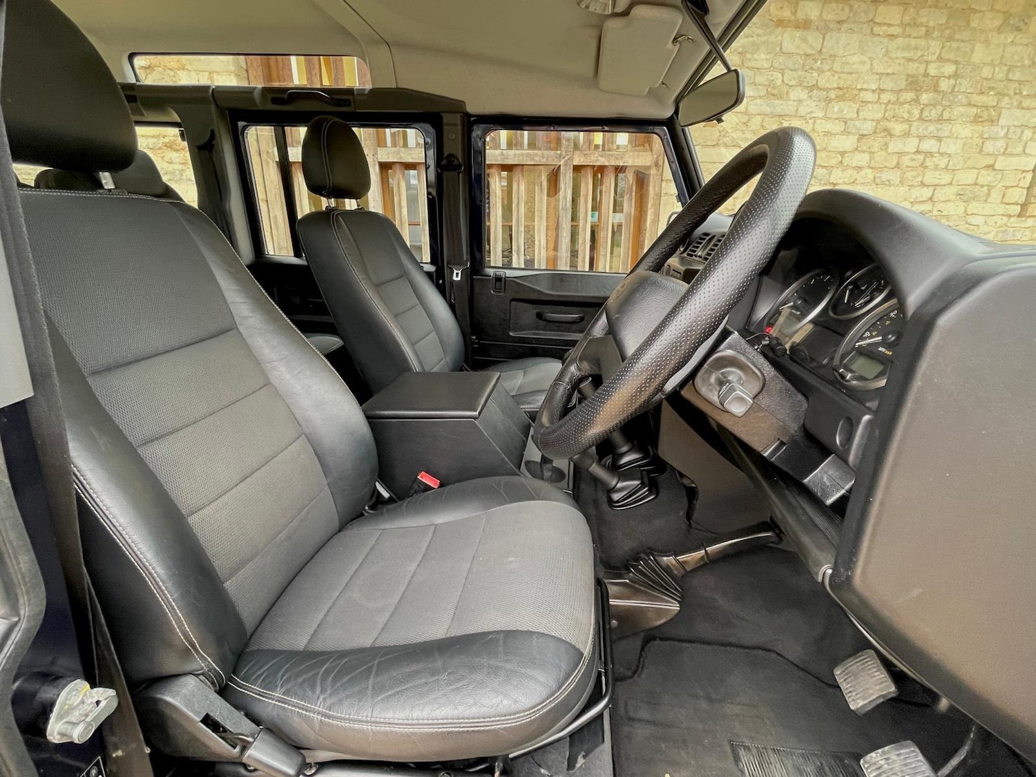 Used Land Rover Defender 2013 for sale - 76450410: Photo 13