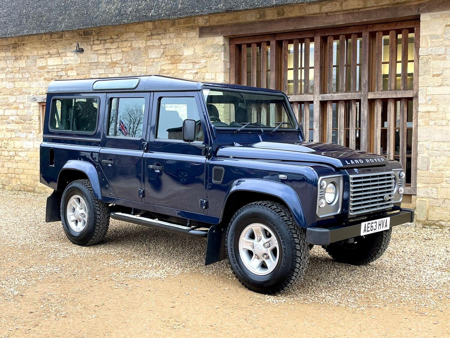 Used Land Rover Defender 2013 for sale - 76450410: Photo 5