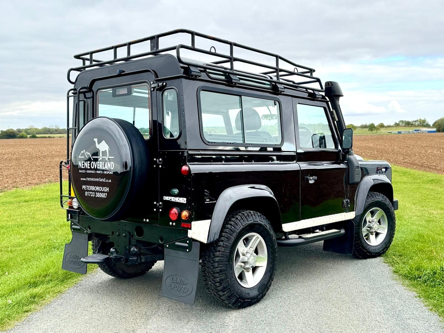 Used Land Rover Defender 2013 for sale - 76233011: Photo 17