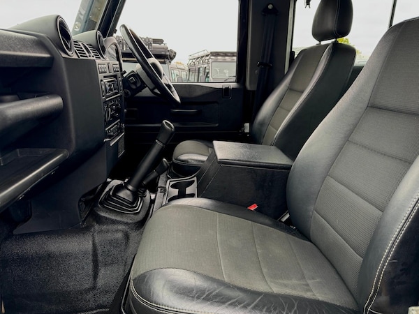 Used Land Rover Defender 2013 for sale - 76233011: Photo 9
