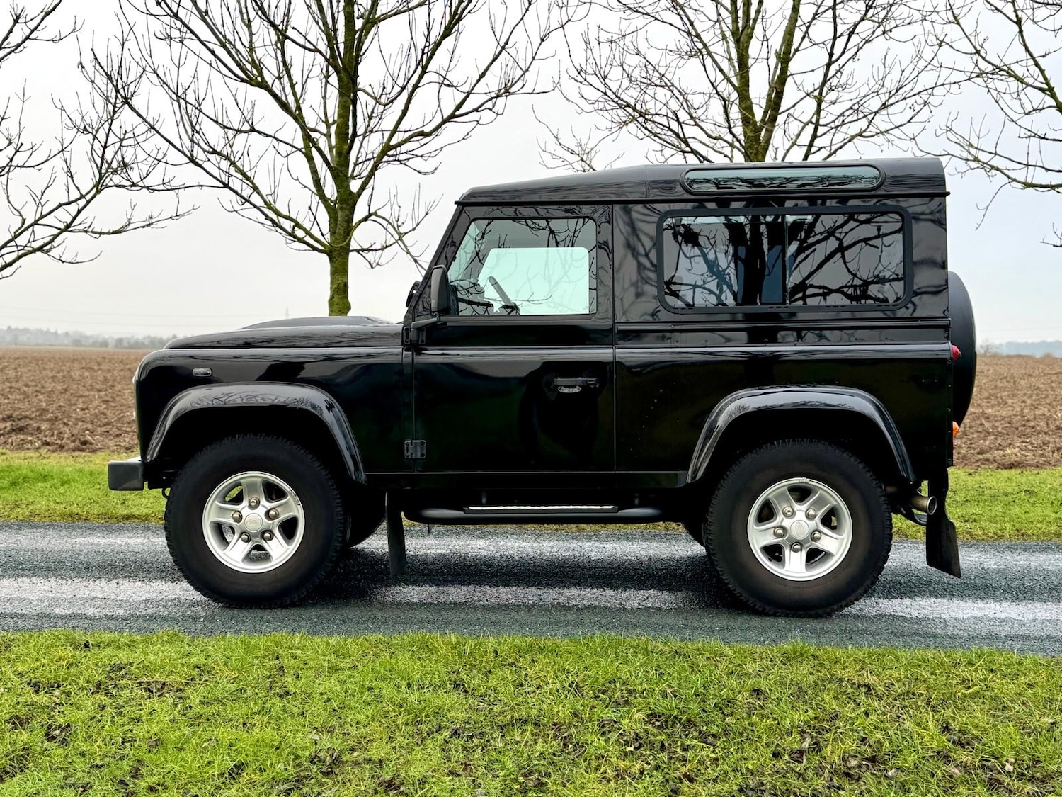 Used Land Rover Defender 2014 for sale - 77285792: Photo 16