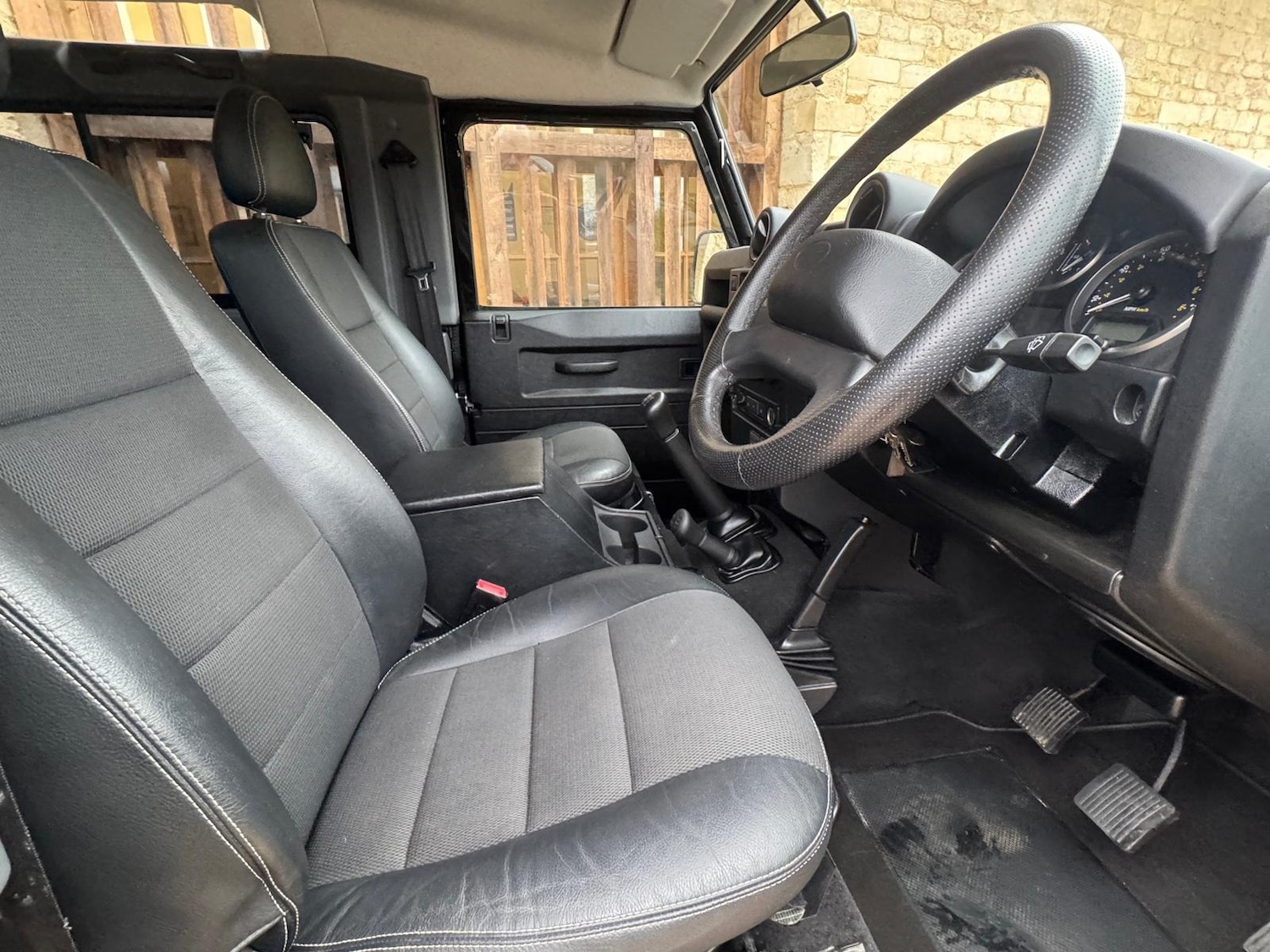 Used Land Rover Defender 2014 for sale - 77285792: Photo 9