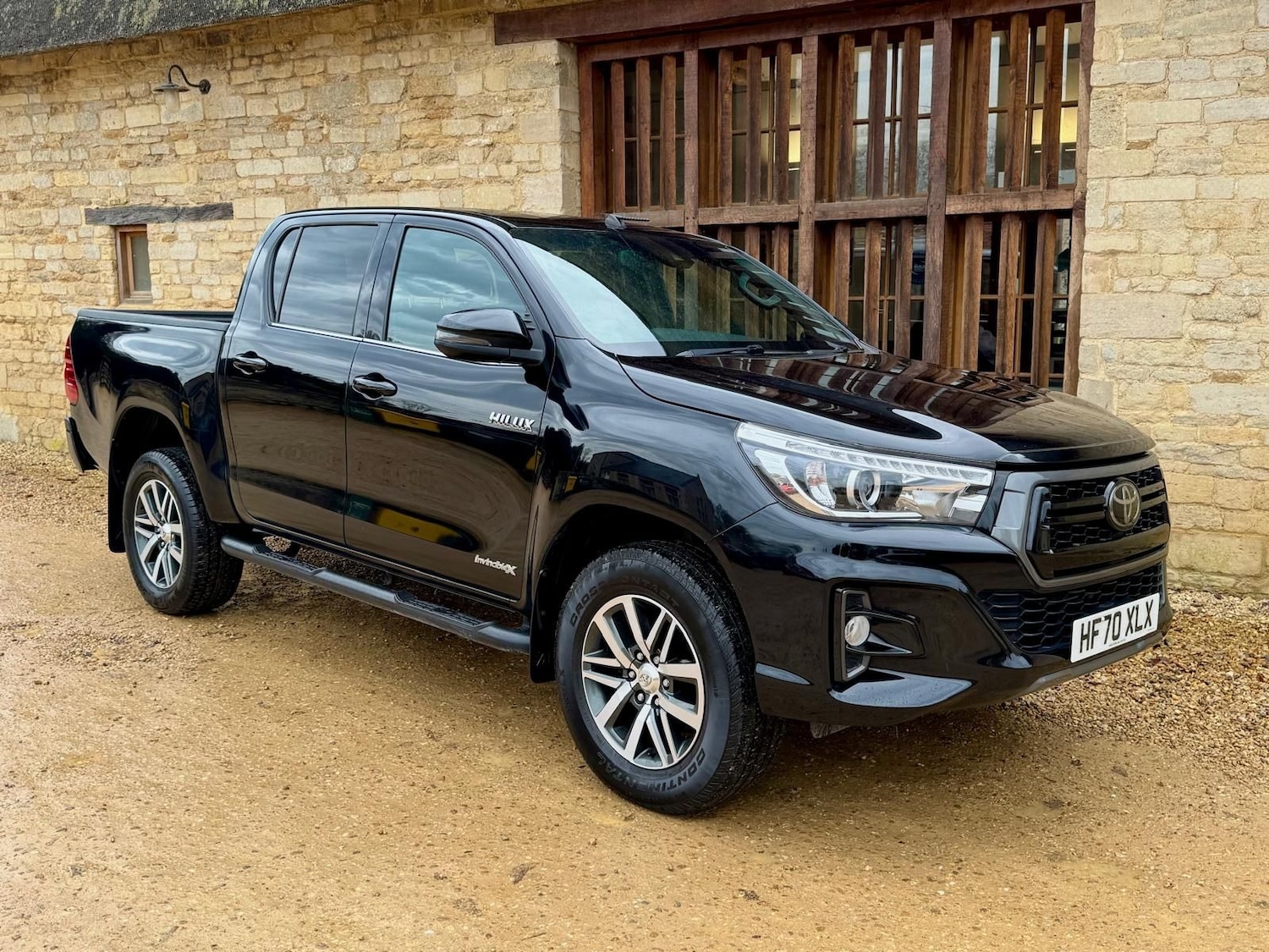 Used Toyota Hilux 2020 for sale - 76494226: Photo 1