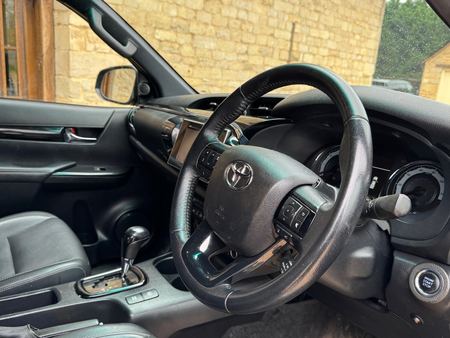 Used Toyota Hilux 2020 for sale - 76494226: Photo 14