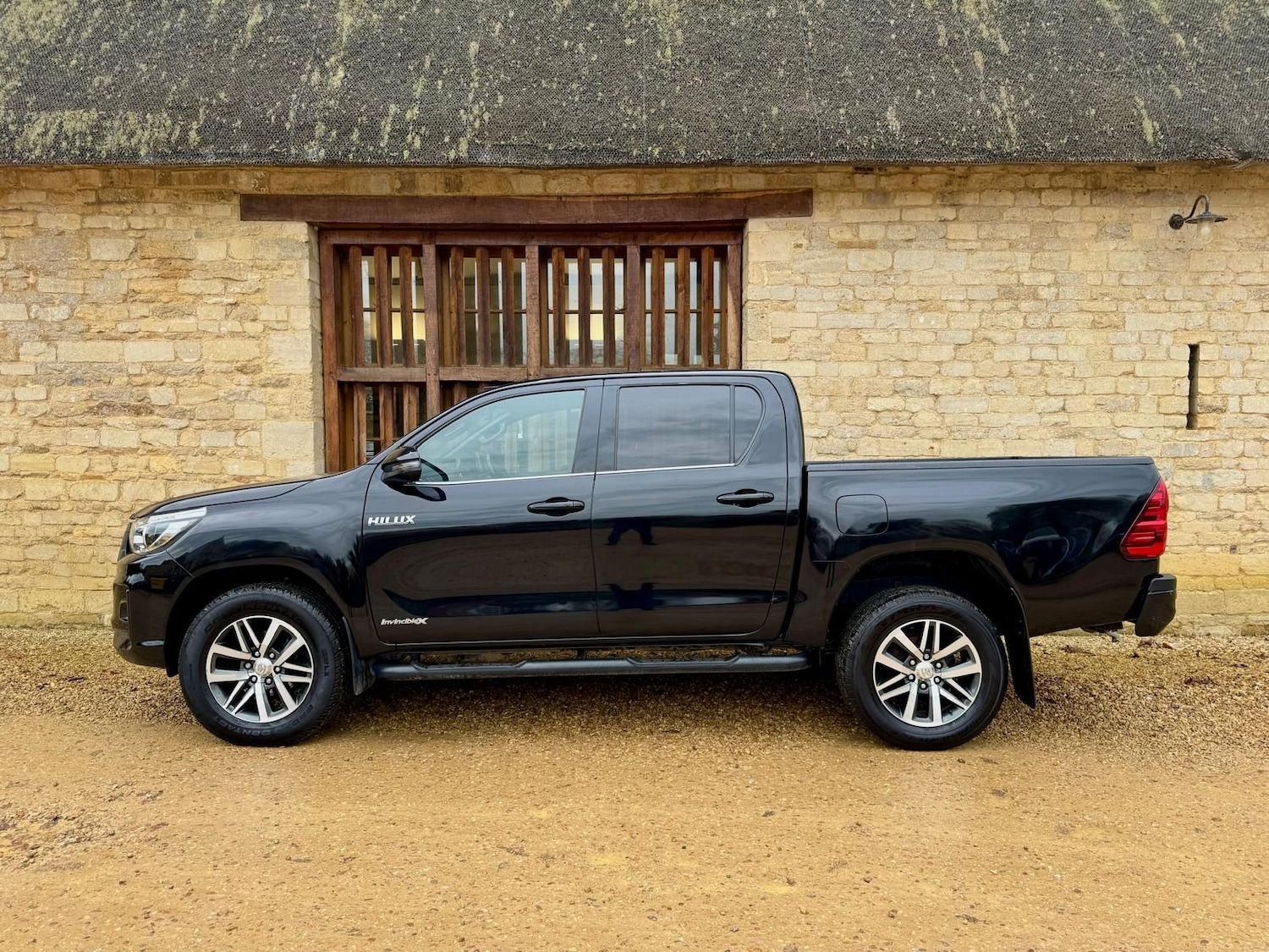 Used Toyota Hilux 2020 for sale - 76494226: Photo 2