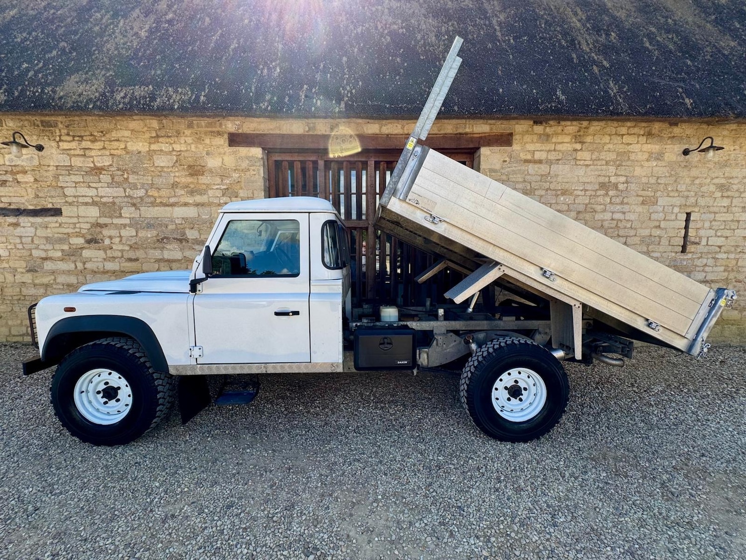 Used Land Rover Defender 2014 for sale - 77996688: Photo 5