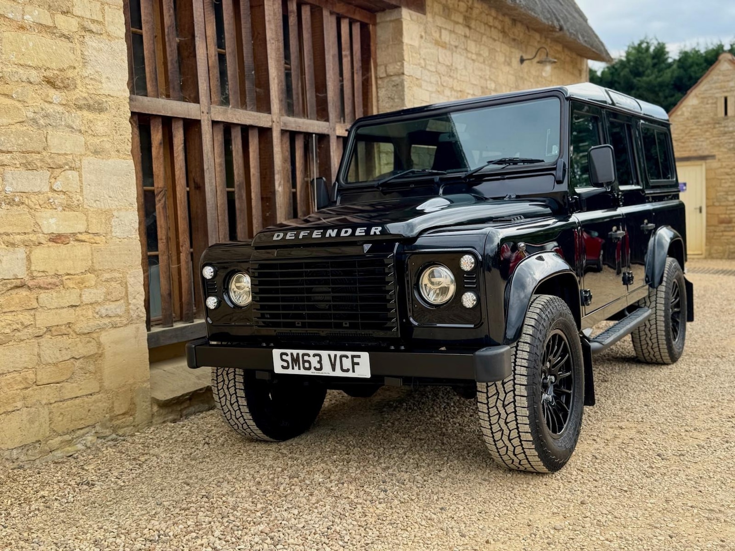 Used Land Rover Defender 2014 for sale - 76077850: Photo 3