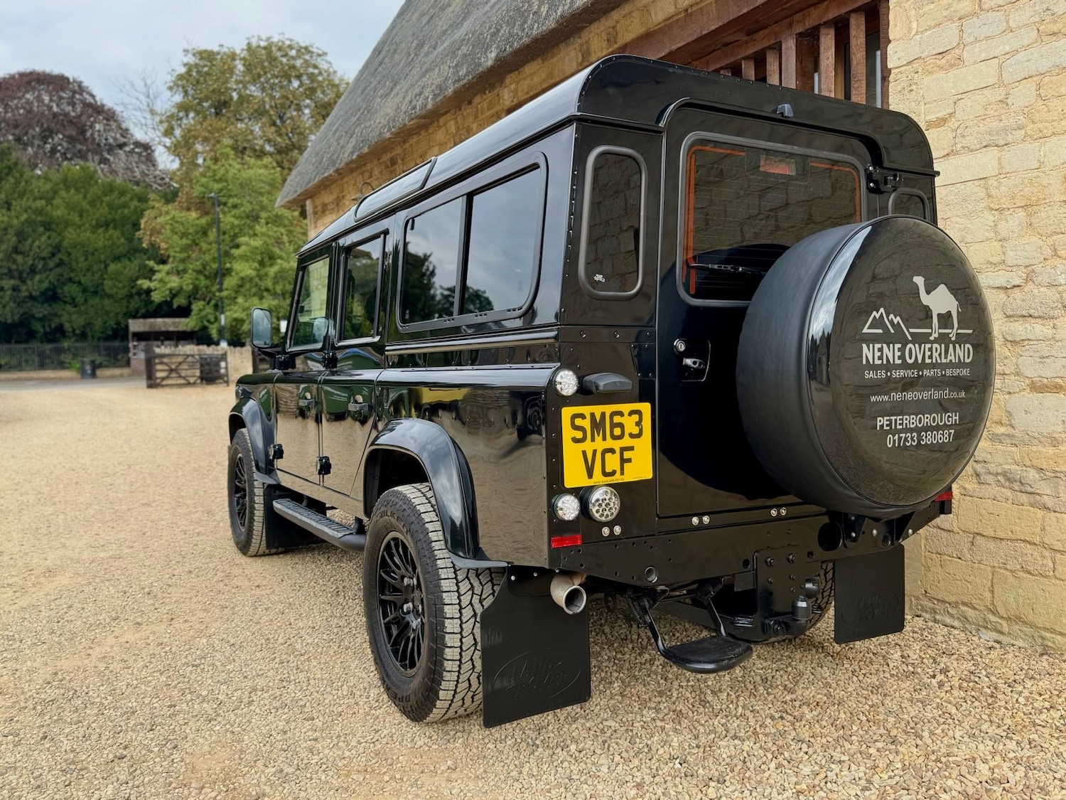 Used Land Rover Defender 2014 for sale - 76077850: Photo 4