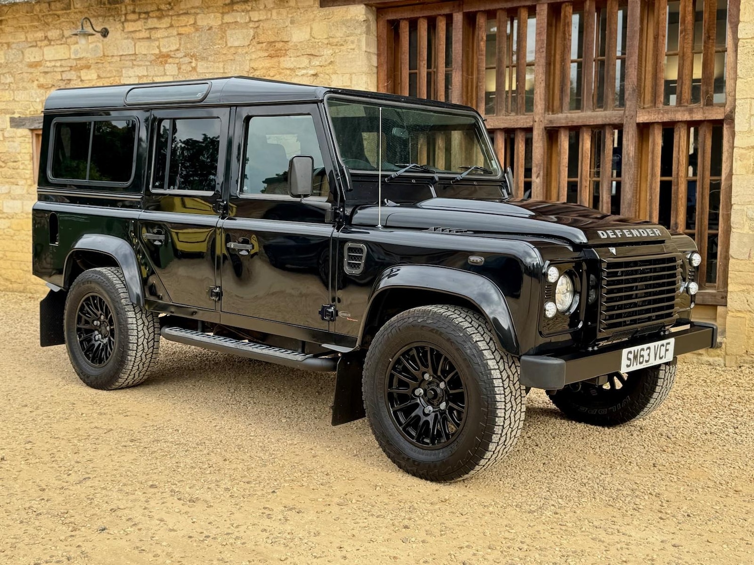 Used Land Rover Defender 2014 for sale - 76077850: Photo 6