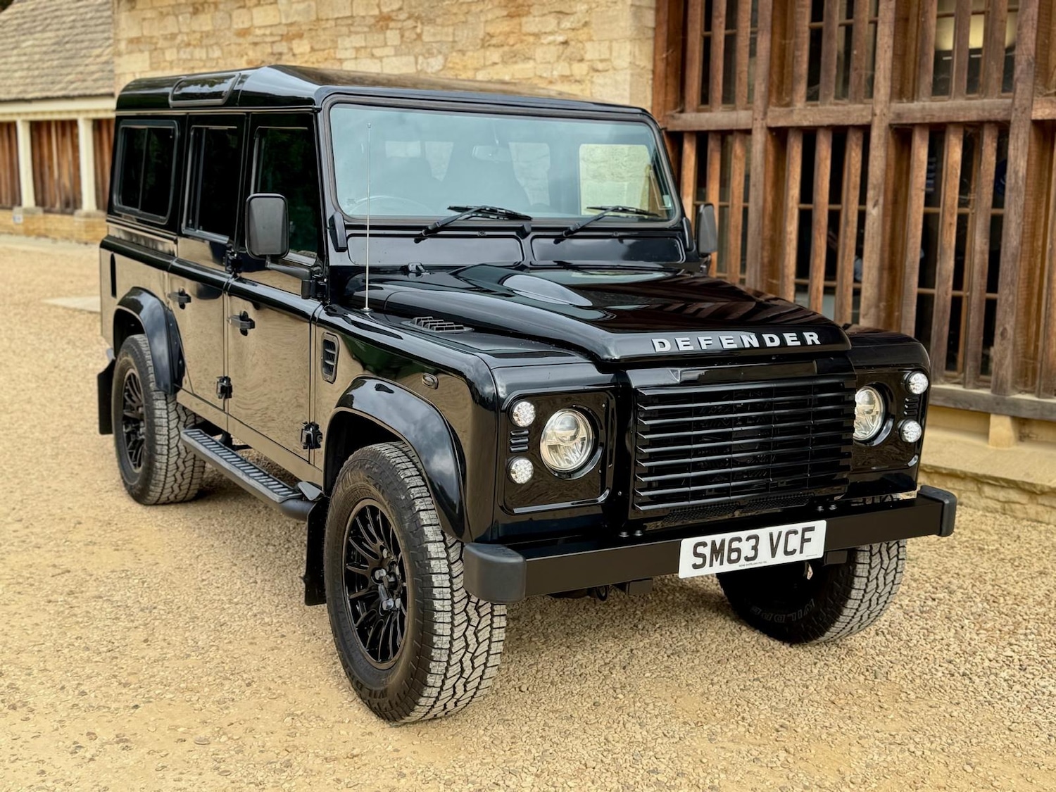Used Land Rover Defender 2014 for sale - 76077850: Photo 7
