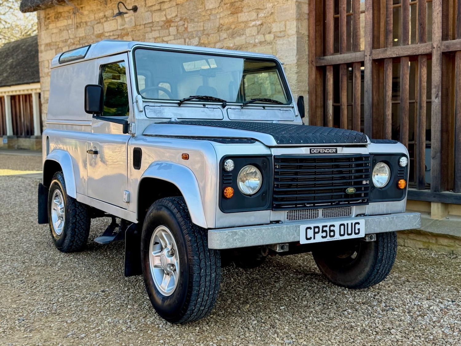 Used Land Rover Defender 2007 for sale - 78028513: Photo 2