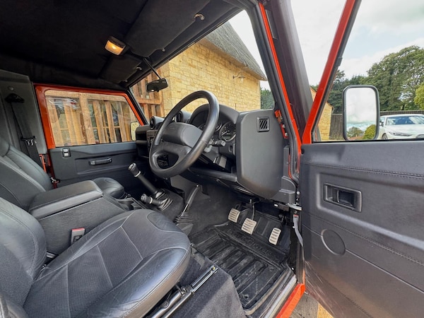 Used Land Rover Defender 2016 for sale - 76077562: Photo 10