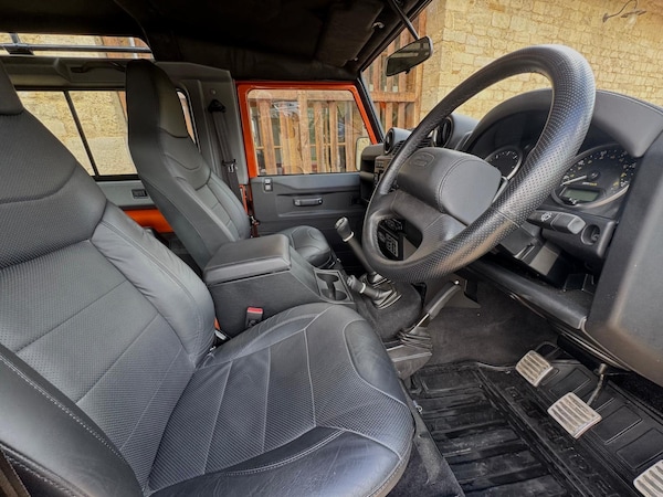 Used Land Rover Defender 2016 for sale - 76077562: Photo 11