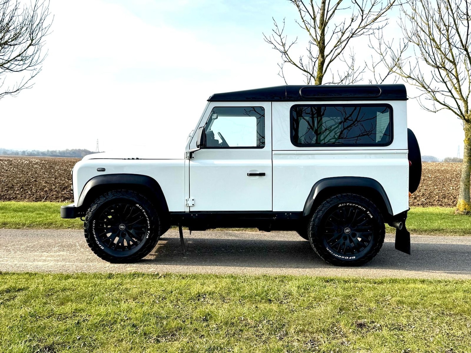 Used Land Rover Defender 2014 for sale - 77545332: Photo 6