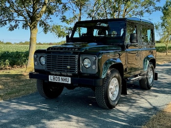 Used Land Rover Defender 2009 for sale - 79420990: Photo