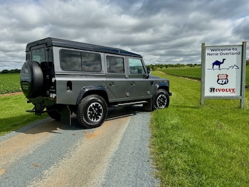Used Land Rover Defender 2015 for sale - 78942199: Photo