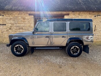 Used Land Rover Defender 2015 for sale - 78942199: Photo