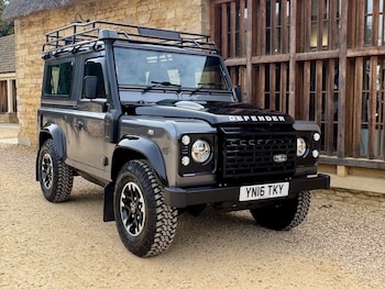 Used Land Rover Defender 2016 for sale - 79548281: Photo