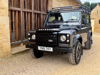 Used Land Rover Defender 2016 for sale - 79548281: Photo