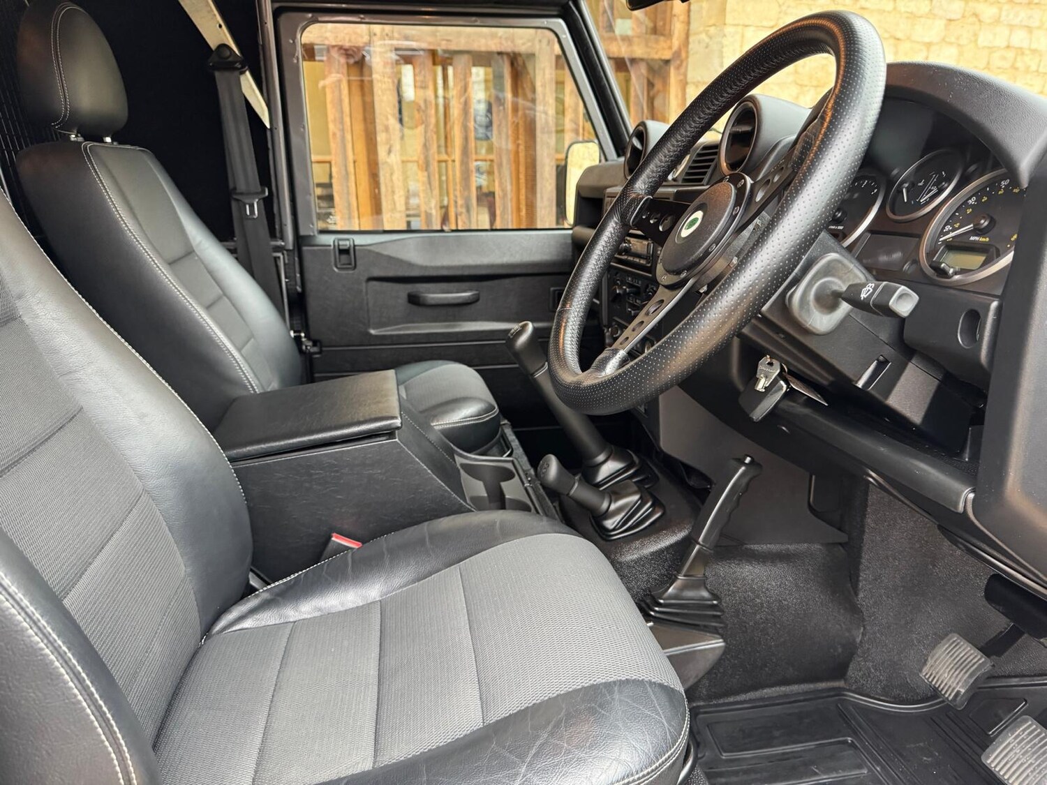 Used Land Rover Defender 2015 for sale - 77461900: Photo 13