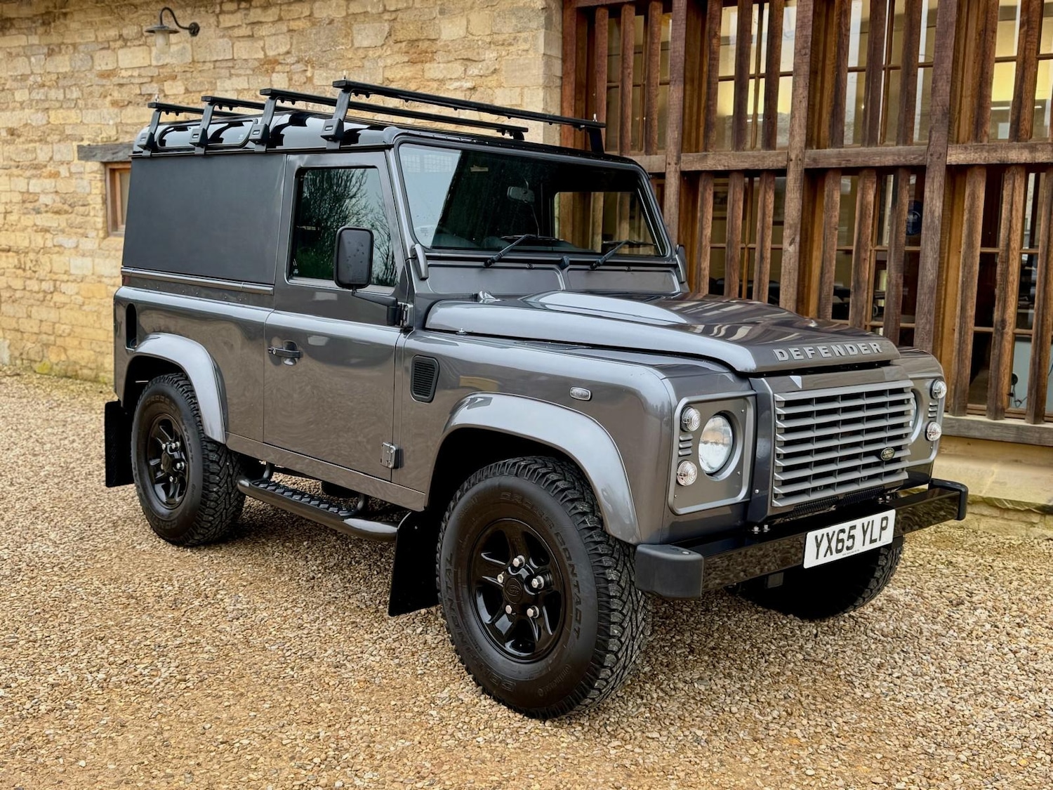 Used Land Rover Defender 2015 for sale - 77461900: Photo 2