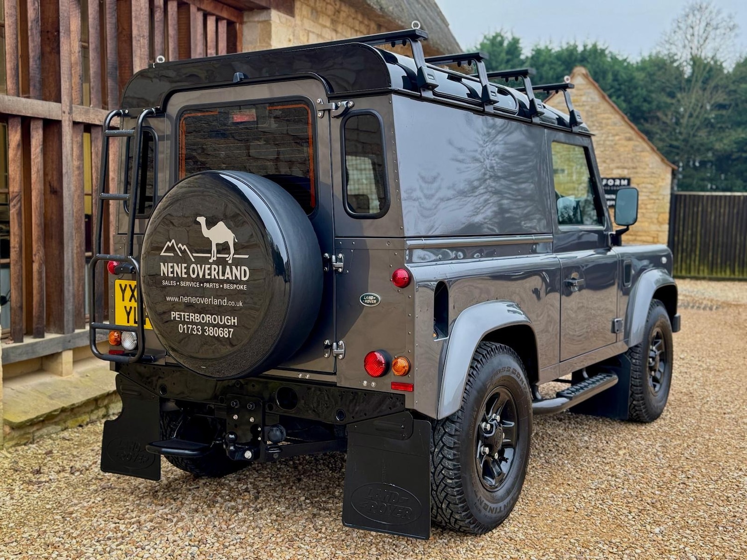 Used Land Rover Defender 2015 for sale - 77461900: Photo 3