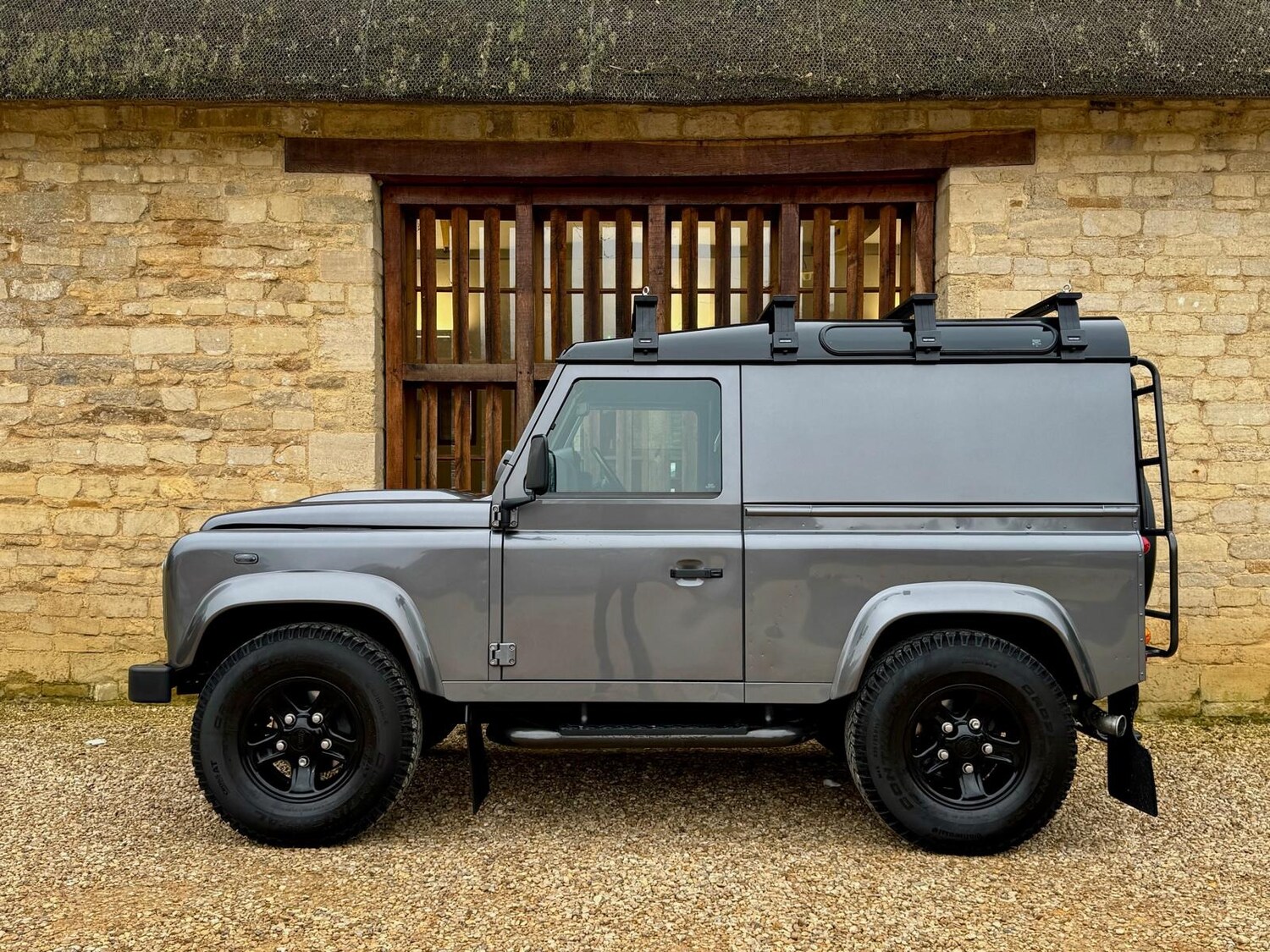 Used Land Rover Defender 2015 for sale - 77461900: Photo 5