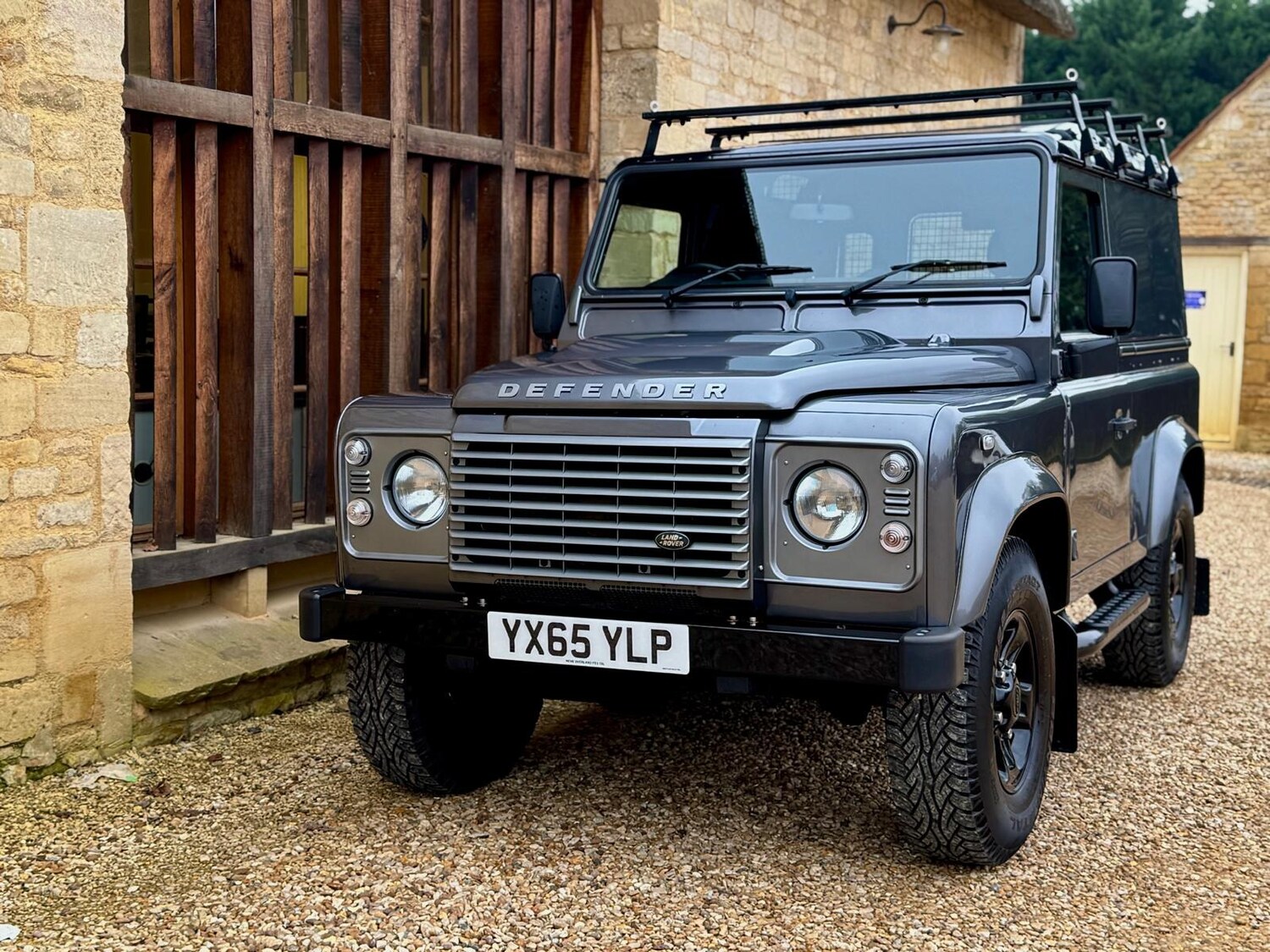 Used Land Rover Defender 2015 for sale - 77461900: Photo 6