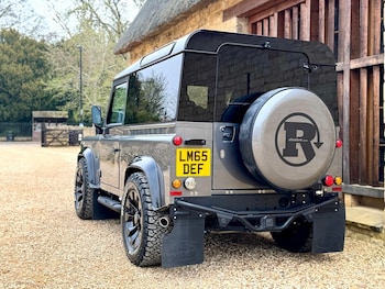 Used Land Rover Defender 2015 for sale - 77996668: Photo