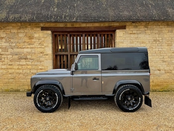 Used Land Rover Defender 2015 for sale - 77996668: Photo